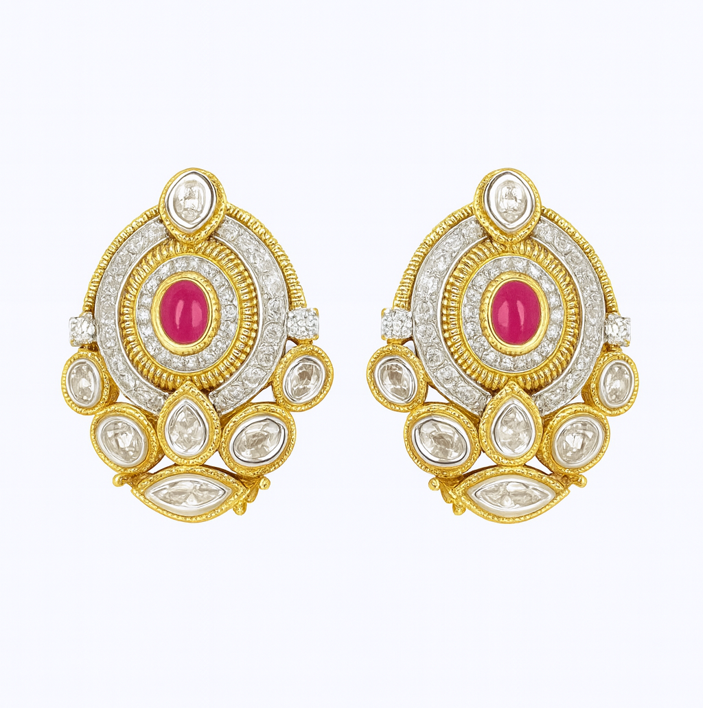 Beautiful 18 Kt Gold  Natural Diamond Earing